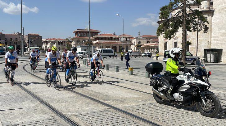 Sağlıklı çevre için İstanbul'dan yola çıkan bisiklet takımı Konya'ya ulaştı G1