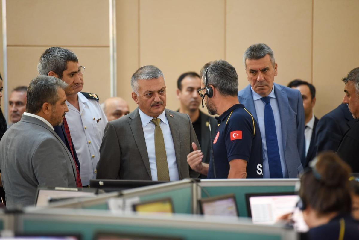 Antalya'da 112'ye yapılan &ccedil;ağrıların y&uuml;zde 58'i gereksiz