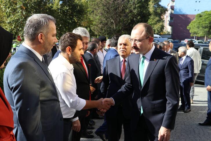 Ticaret Bakanı Muş, Tekirdağ'da ziyaretlerde bulundu G2