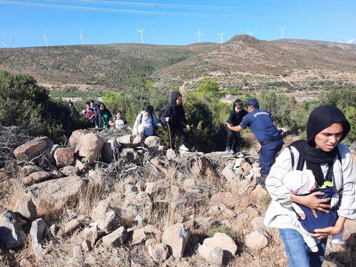 İzmir'de 156 düzensiz göçmen Geri Gönderme Merkezine sevk edildi G3