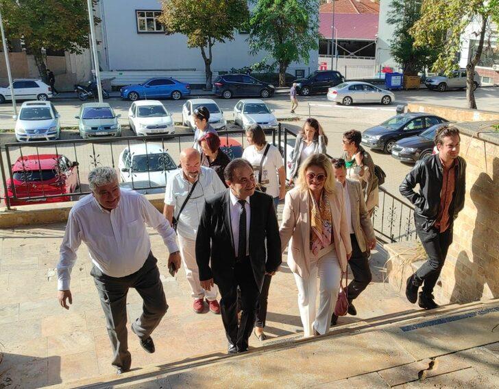 Bilecik Belediyesindeki rüşvet iddiasıyla ilgili davanın görülmesine başlandı G1