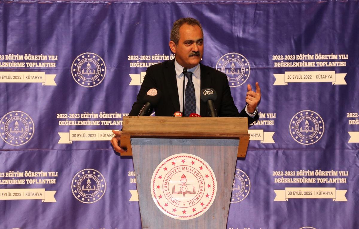 Milli Eğitim Bakanı &Ouml;zer, K&uuml;tahya'da konuştu: