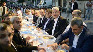 AB Bakanı Bozkır, yeni hükümet için tarih verdi