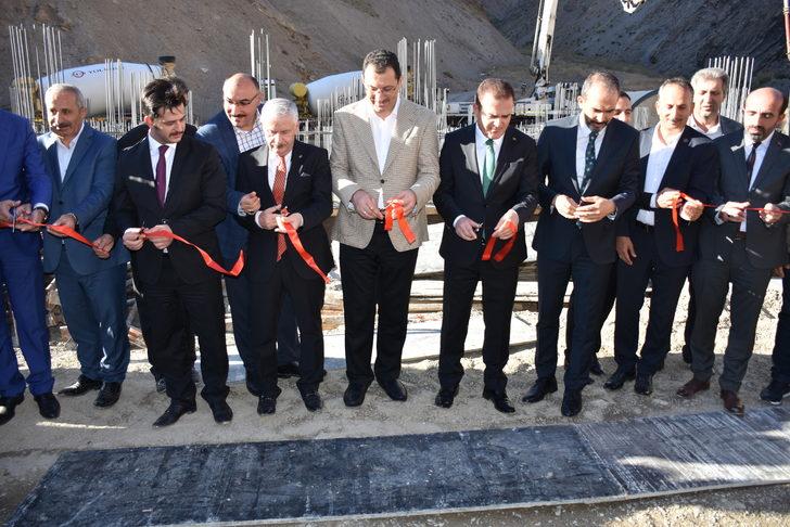 Hakkari'de inşa edilecek modern mezbahanın temeli törenle atıldı G5