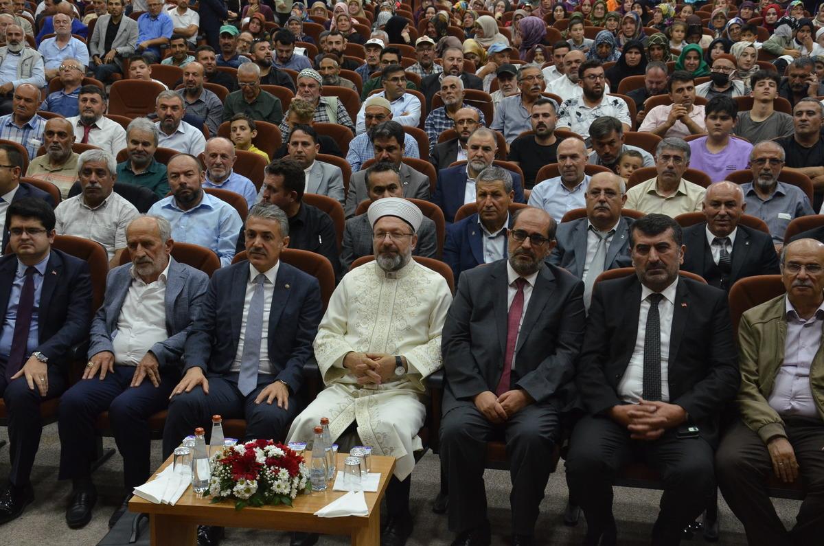 Diyanet İşleri Başkanı Erbaş, Karaman'da hafızlık icazet t&ouml;renine katıldı