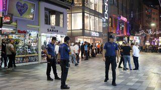 GÜNCELLEME - Yürürken yüzüne mermi isabet etti