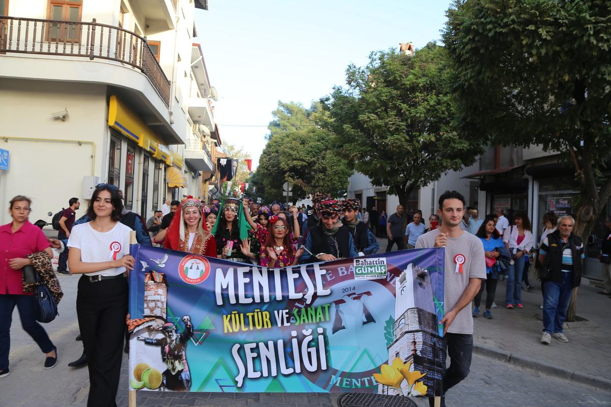 Menteşe K&uuml;lt&uuml;r ve Sanat Şenliği başladı