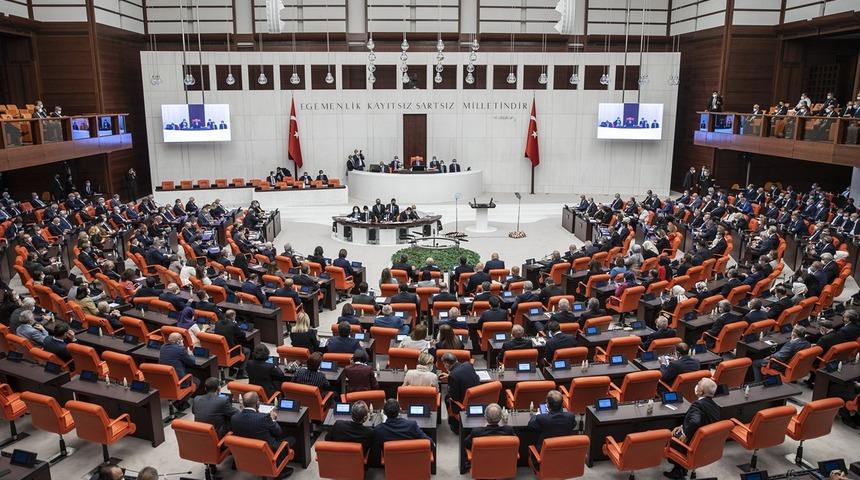 Meclis'te yeni dönem başladı: KYK borçları, icra dosyaları, elektrik ve doğal gaz destekleri, sözleşmeliye kadro, EYT… 