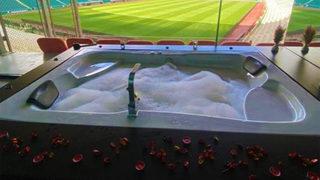 Süper Lig'de bir ilk! Locada jakuzi keyfi