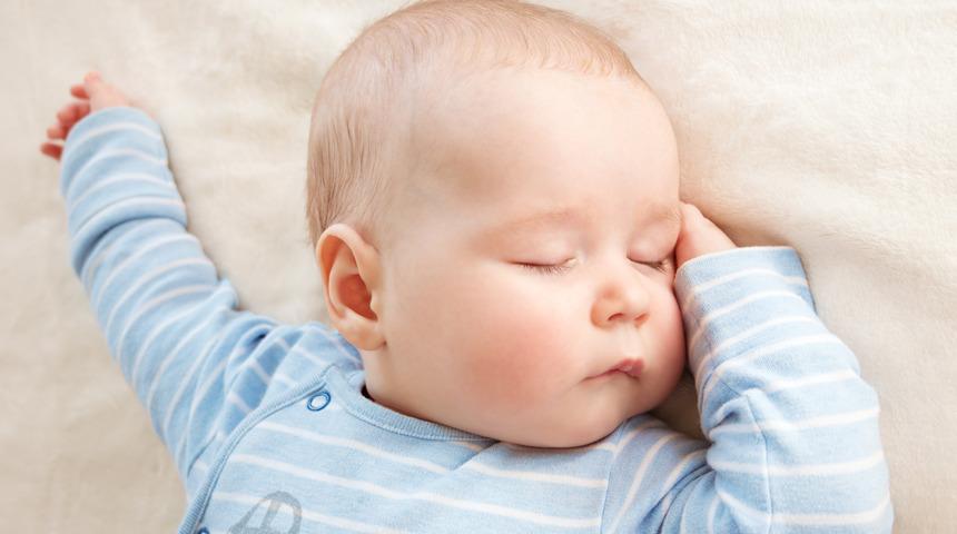 Bebeğinizin mışıl mışıl uyuması için 8 altın kural