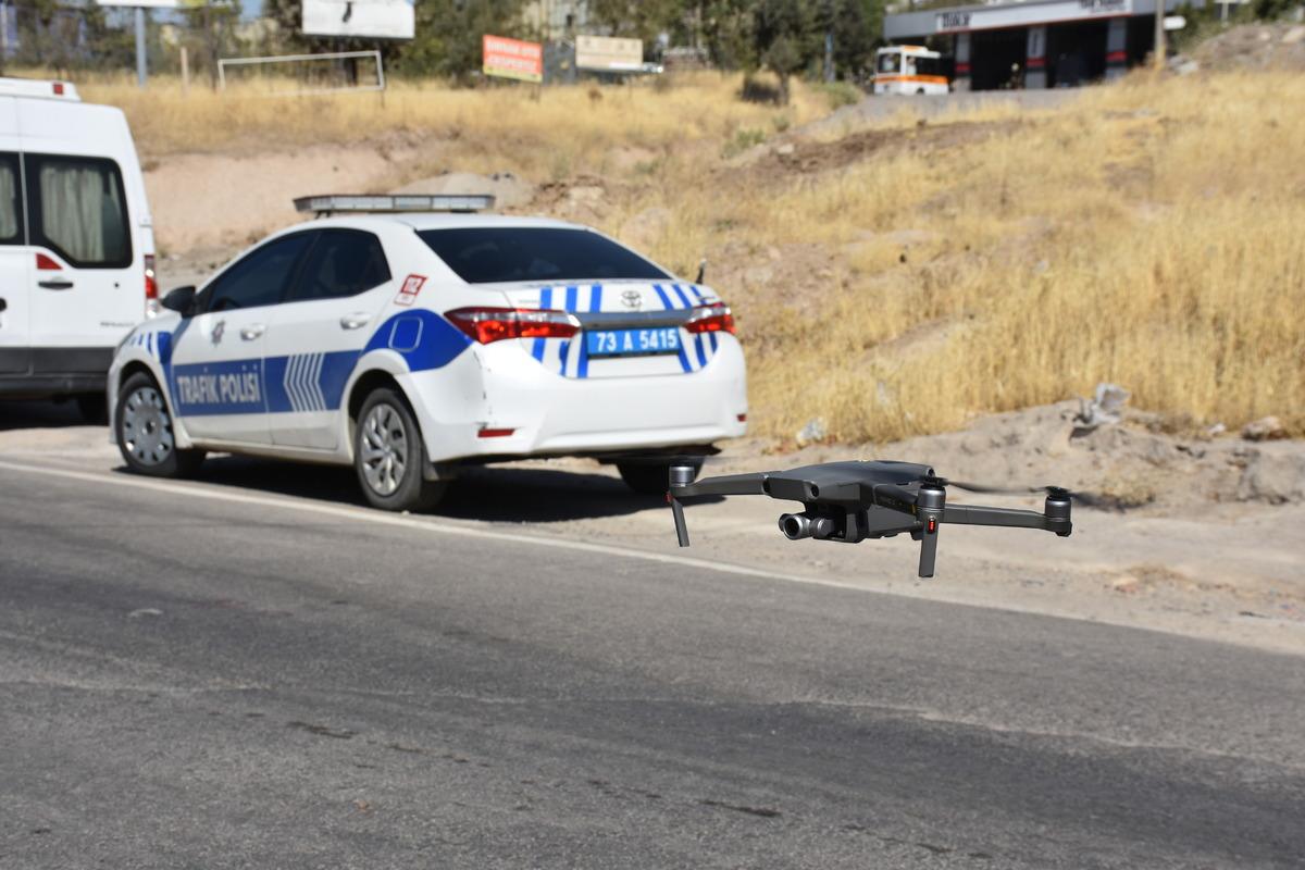 Şırnak'ta dron destekli trafik denetimi yapıldı