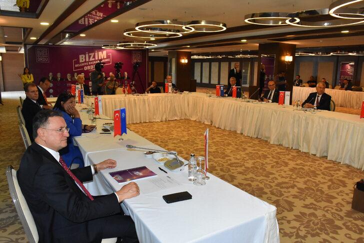 CHP'li büyükşehir belediye başkanları Ordu'da buluştu G2