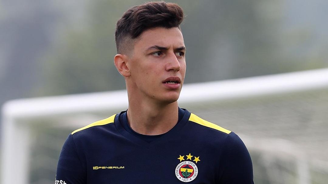 fenerbahce-berke-ozer-1591043