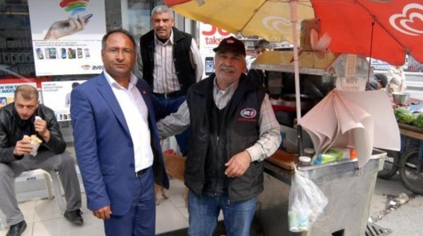 CHP'nin İzmirli Roman adayı, çalışmaya kendi mahallesinden başladı