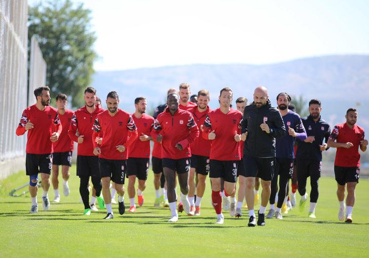 Sivasspor'da Hatayspor maçının hazırlıklarını tamamlandı G2