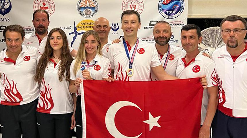 Şahika Ercümen, Türkiye rekoru kırdı