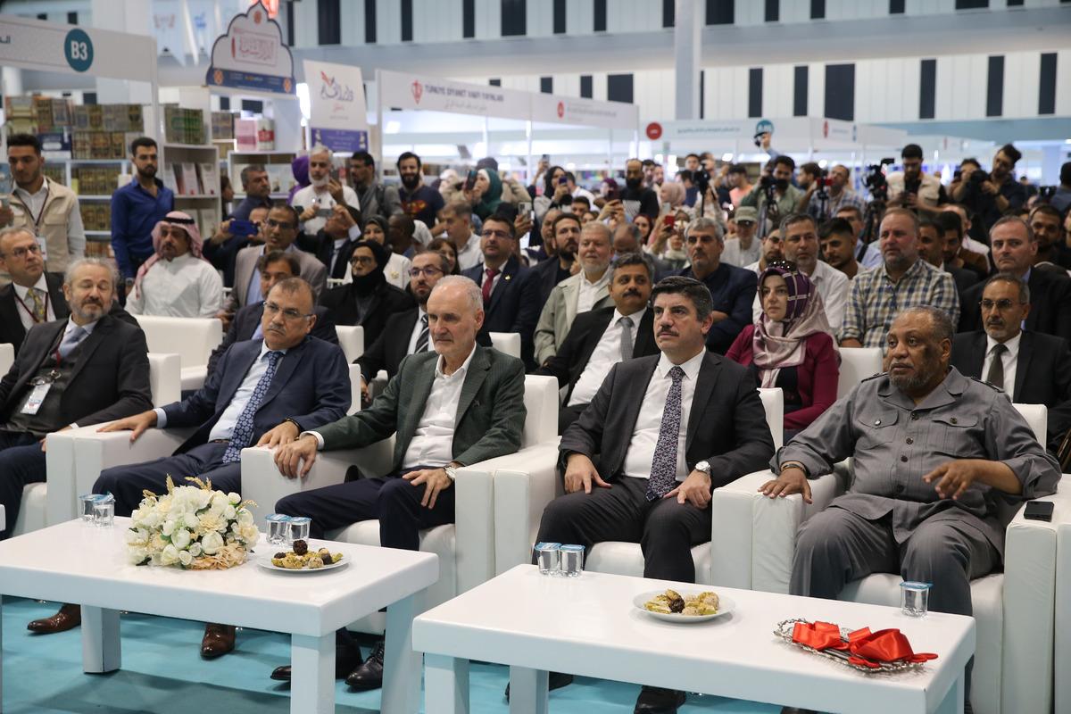 "7. Uluslararası İstanbul Arap&ccedil;a Kitap Fuarı" başladı