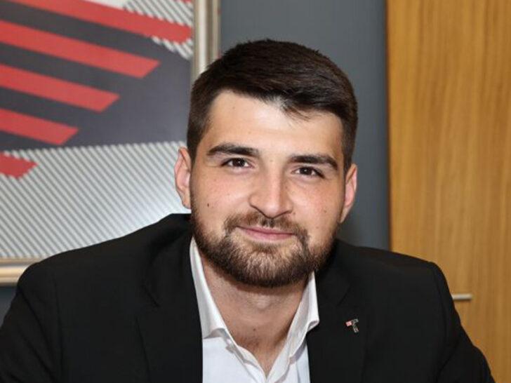 Beşiktaş'ta kriz son buldu! Ersin Destanoğlu'nun sözleşmesi resmen uzatıldı...