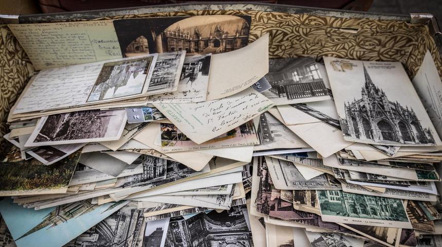 4﻿2 yıl önce gönderilen kartpostal alıcısına yeni ulaştı