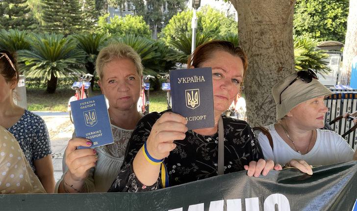 Adana'daki Ukraynalılar, Rusya'nın "ilhak" kararına tepki gösterdi G3