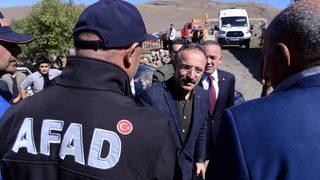 İçişleri Bakan Yardımcısı Çataklı, Göle'de depremden etkilenen köylerde inceleme yaptı: