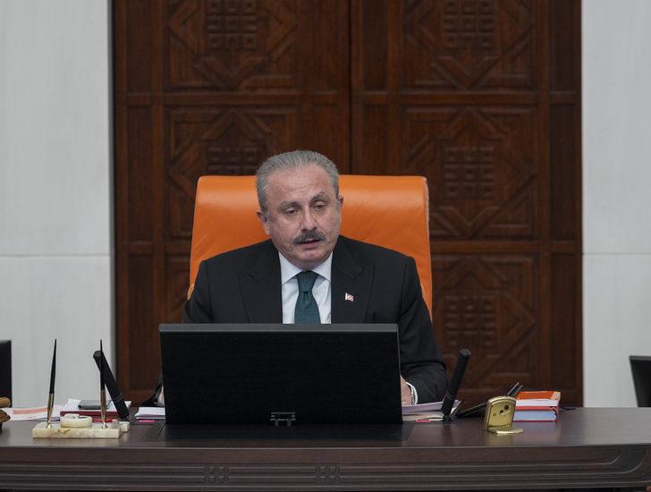 TBMM'de yeni yıl böyle başladı! Dikkat çeken anlar kameralara yansıdı: Erdoğan ile Bahçeli... G5