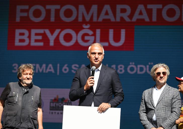 Bakan Ersoy, Beyoğlu Kültür Yolu Festivali'nde bir dizi sergiyi ziyaret etti G2