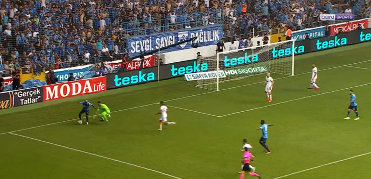 Son dakika: Galatasaray - Adana Demirspor maçına damga vuran pozisyon! Henry Onyekuru ve Badou Ndiaye... G3