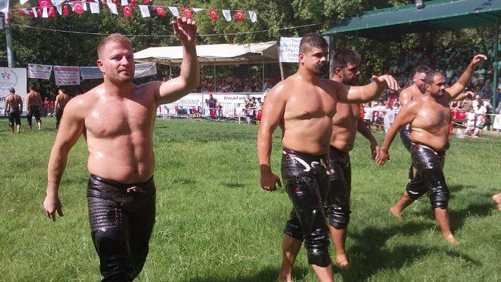 Köyceğiz Geleneksel Yağlı Güreşleri'nde, başpehlivan İsmail Balaban oldu G5