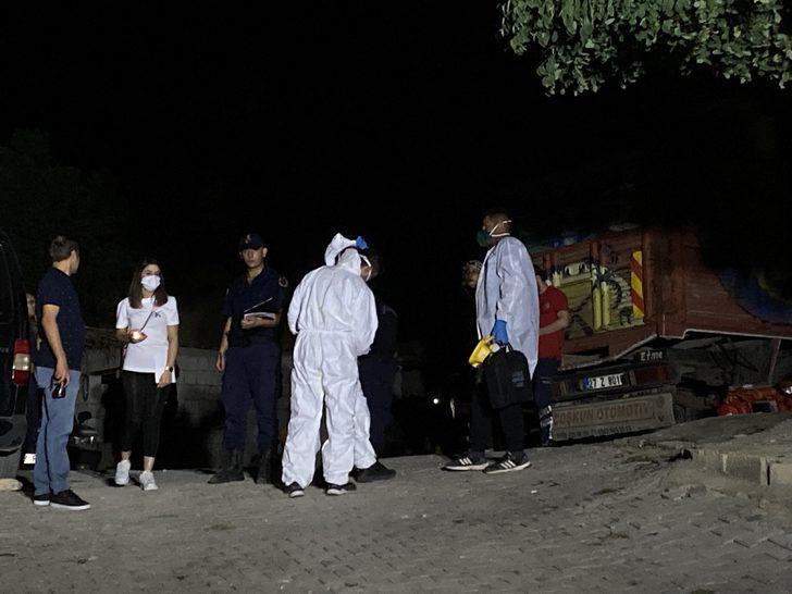 Gaziantep'te anne ve oğlunun yaşamını yitirdiği silahlı saldırıyla ilgili bir şüpheli yakalandı G2