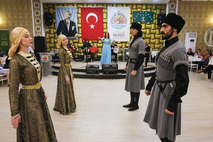 Samsun'da Çerkez gecesi düzenlendi G5