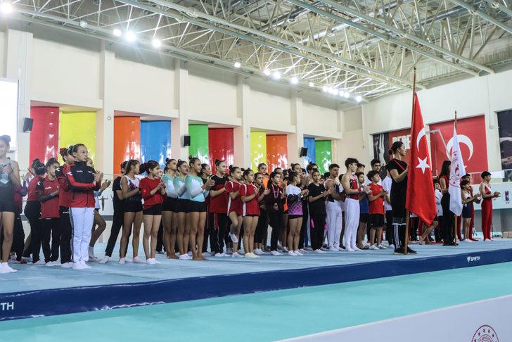 Artistik Cimnastik Türkiye Şampiyonası, Mersin'de başladı G1