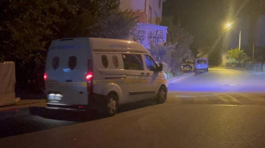 Kocaeli'de bıçaklı kavgada 2 kişi yaralandı