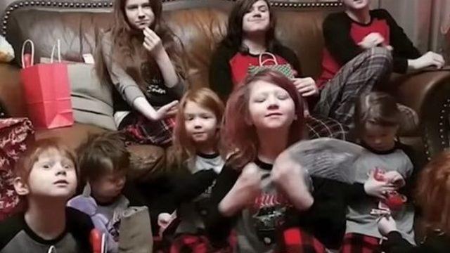 13 çocuklu anne, 17 yaşındaki kızının doğumundan sonra 36 yaşında büyükanne oldu!