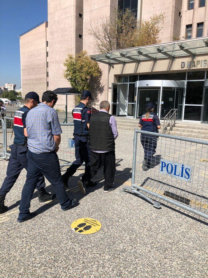 Başkentte tarihi eserleri 2,5 milyon liraya satmaya çalışan 3 şüpheli yakalandı G3