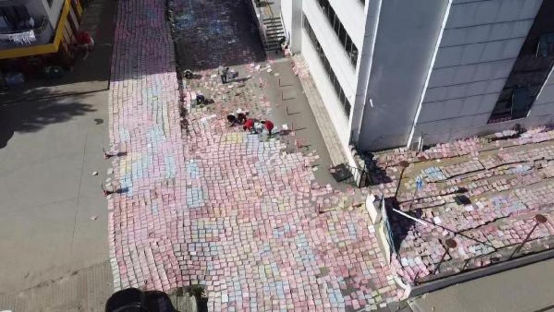 SGK'da şaşkına &ccedil;eviren g&ouml;r&uuml;nt&uuml;! 70 bin dosya bah&ccedil;eye serildi