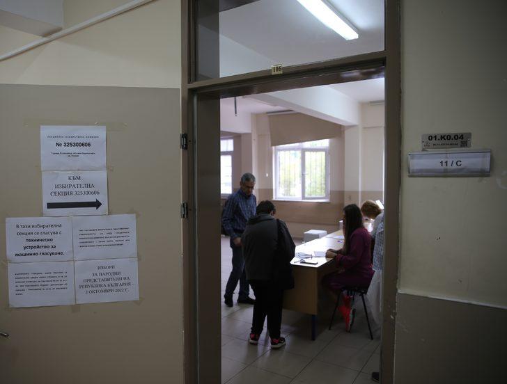 Bulgaristan'daki erken seçim kapsamında Bursa ve çevre illerde oy verme işlemi başladı G1