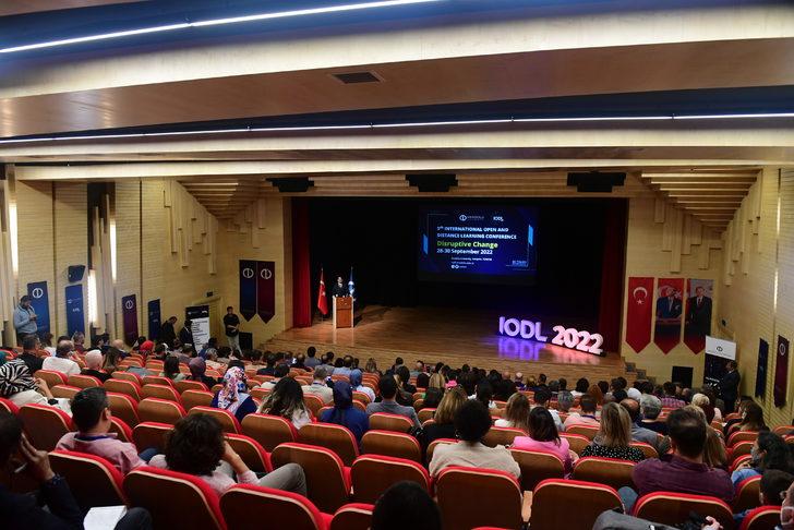 Eskişehir'de "5. Uluslararası Açık ve Uzaktan Öğrenme Konferansı" sona erdi