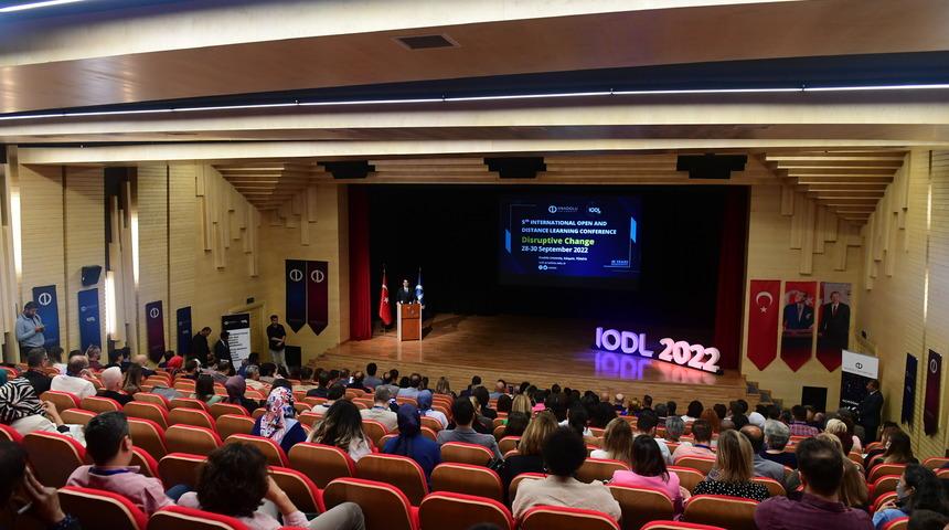 Eskişehir'de "5. Uluslararası Açık ve Uzaktan Öğrenme Konferansı" sona erdi