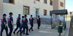Anne ile oğlunu öldürüp, 3 kişiyi yaraladı! Kimliği şoke etti