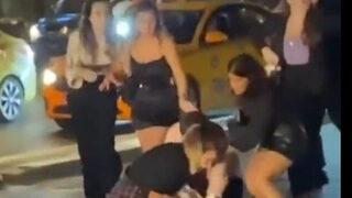 Nişantaşı'nda genç kadınların kavgası olay oldu! Cadde ortasında saç saça birbirlerine girdiler 