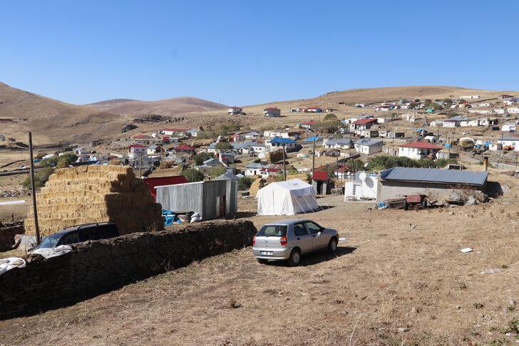 İçişleri Bakanı Soylu, Ardahan'da depremden etkilenen köylerde inceleme yaptı: G3