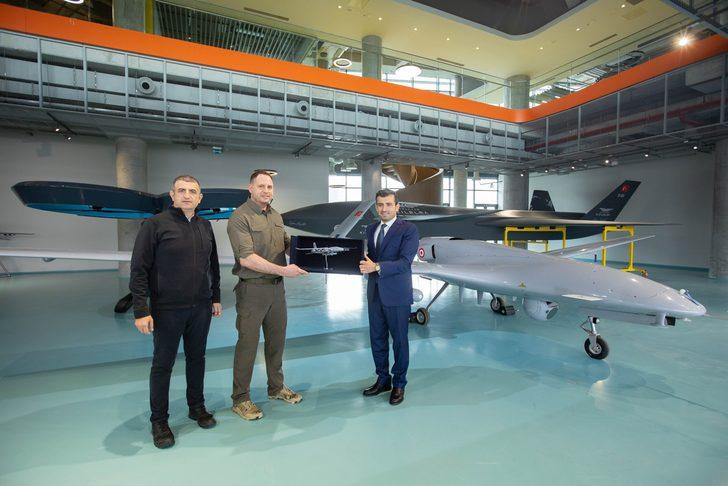 Andriy Yermak'tan Özdemir Bayraktar Milli Teknoloji Merkezi'ne ziyaret G2