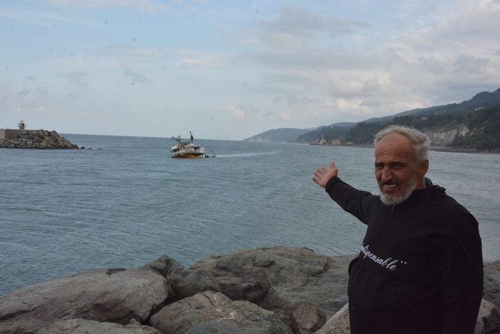 Karaya oturduktan sonra kurtarılan balıkçı teknesi tersaneye götürülürken battı G2