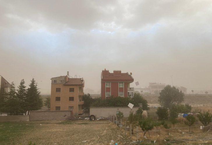 Konya'da kum fırtınası hayatı olumsuz etkiledi G3
