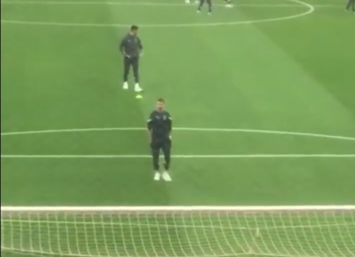 Öyle bir şey yaptı ki! Beşiktaş Fenerbahçe maçı öncesi taraftarları çıldırttı... Büyük tepki G2