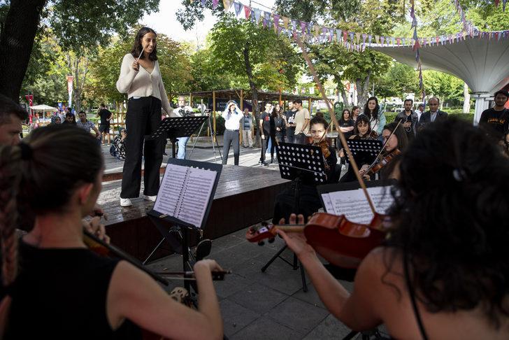 Başkent Kültür Yolu'nda izleyiciler profesyonel orkestraya "şeflik" yaptı G5