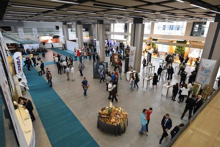 Balıkesir'de atıklardan oluşan "Sıfır Noktası" sergisi açıldı G3