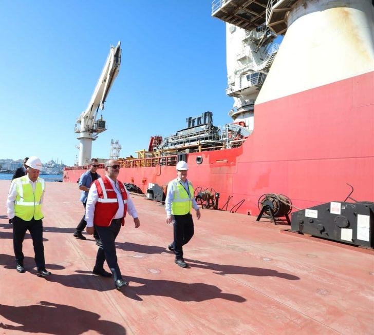 Karadeniz Gaz Sahası'nda kabloları denizin tabanına döşeyecek gemi bu hafta göreve başlayacak G3