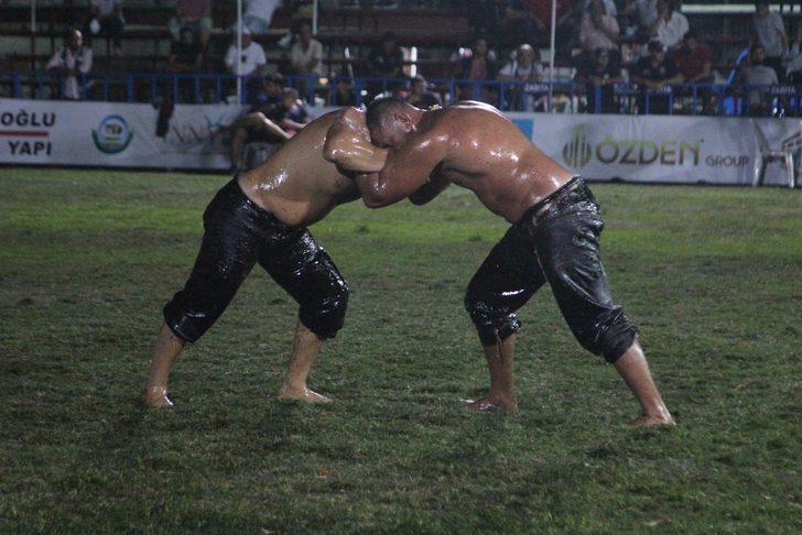 Serik İsmail Ogan Yağlı Pehlivan Güreşleri başpehlivanı Osman Aynur oldu G3